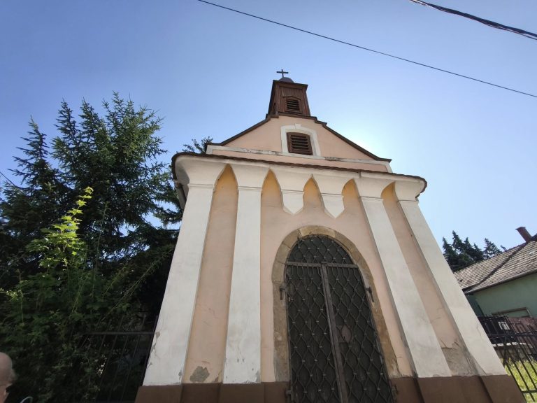 A kis Szent Rozália kápolna