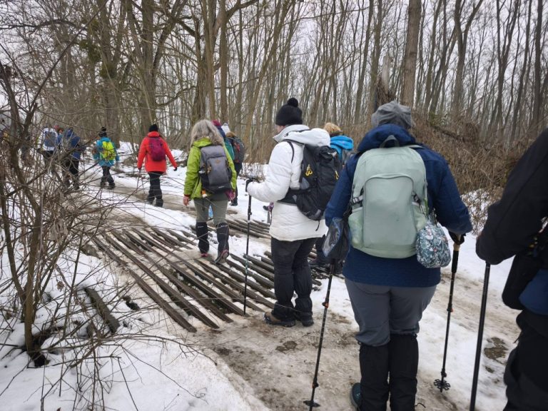 Csúszós, veszélyes - figyelni kellett, de így is volt megcsúszás