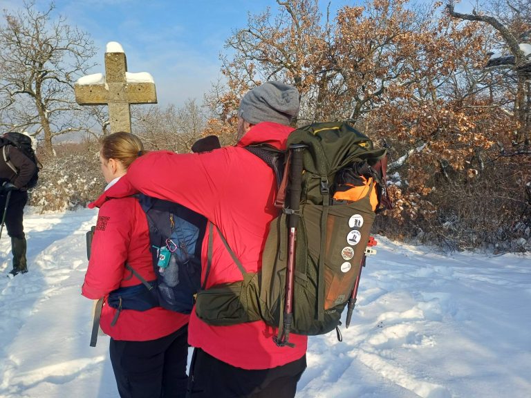 Hermione táskájából varázslattal bármit elő lehet szedni
