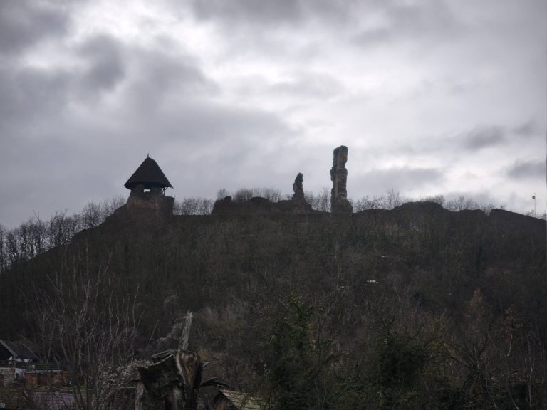 Messziről is látszik a célpont